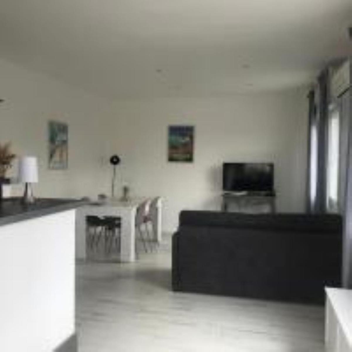 Maison Basalte Agde Exterior photo
